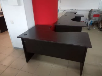 Стол эргономичный правый TRD29625301 Темный дуб