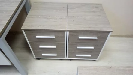 Тумба подкатная Deka 9.05.01 Дуб Верцаска/Белый