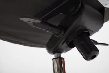 Кресло руководителя BOSS люкс черный