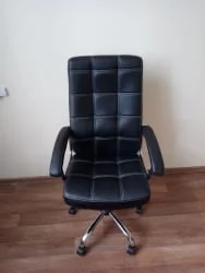 Кресло руководителя Riva 9092 Черный