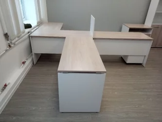 Стол прямой Deka ЛДСП каркас 75.06.14 Дуб Сантана светлый/Белый