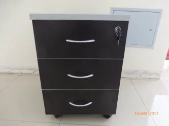 Тумба подкатная с 3 ящиками ZOM27530301 Венге