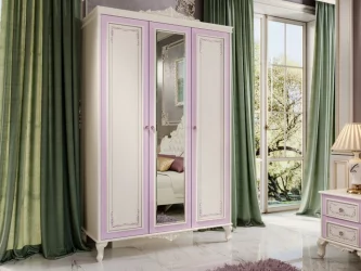 Шкаф трехстворчатыйШкаф трехстворчатый с зеркалом Маркиза ЛД 517.074.000 Алебастр