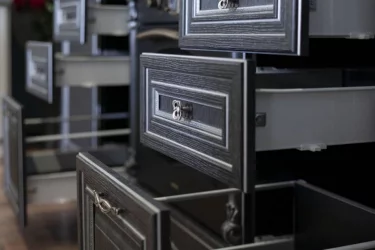 Тумба кухонная 500 с 2 ящиками ЛЮКС (4) Италия ЛД 275.896.000 Черный Дуб темный