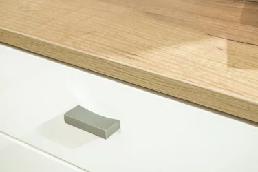 Кровать двуспальная 1600 с тумбами и декоративным щитом Фиджи 016 Дуб Золотой Белый