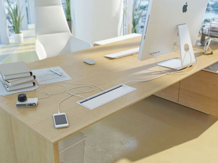 Лючок круглый, пластмассовый CBM33620001 Белый_1