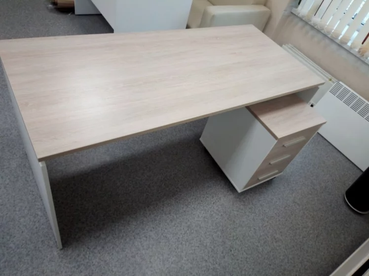 Стол прямой Deka ЛДСП каркас 75.07.16 Дуб Сантана светлый/Белый_1