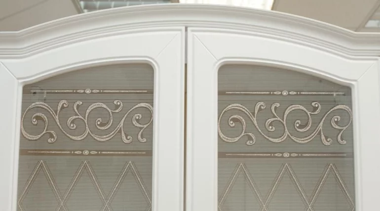 Шкаф-витрина Тиффани 19.04_2