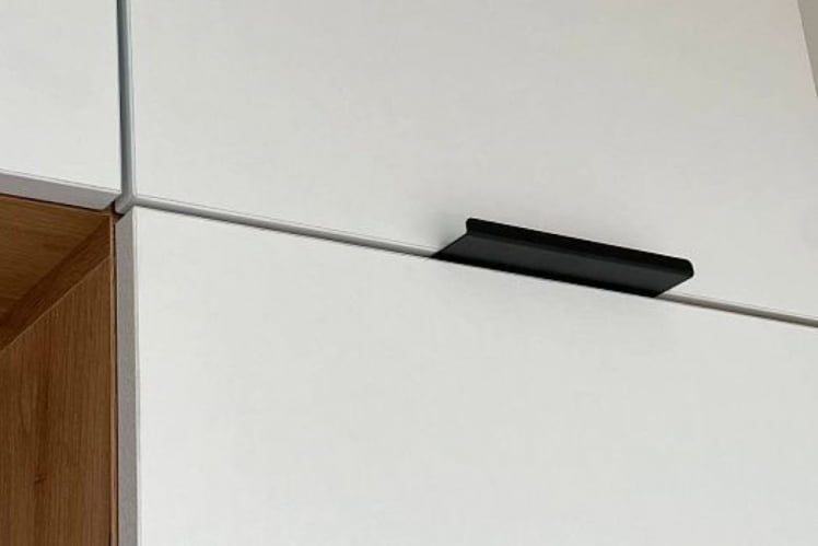 Антресоль трехдверная Бери MPR-026 Дуб крафт золотой/белое дерево_6