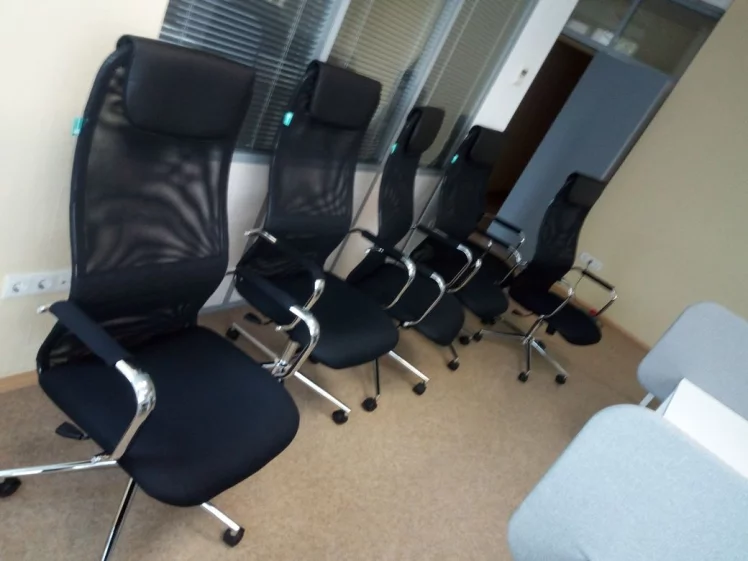 Кресло руководителя Бюрократ KB-9N/BLACK Черное TW-01 TW-11_9