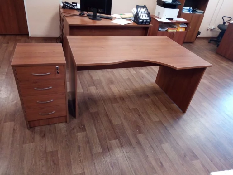 Стол письменный правый СА-2 Пр французский орех_1