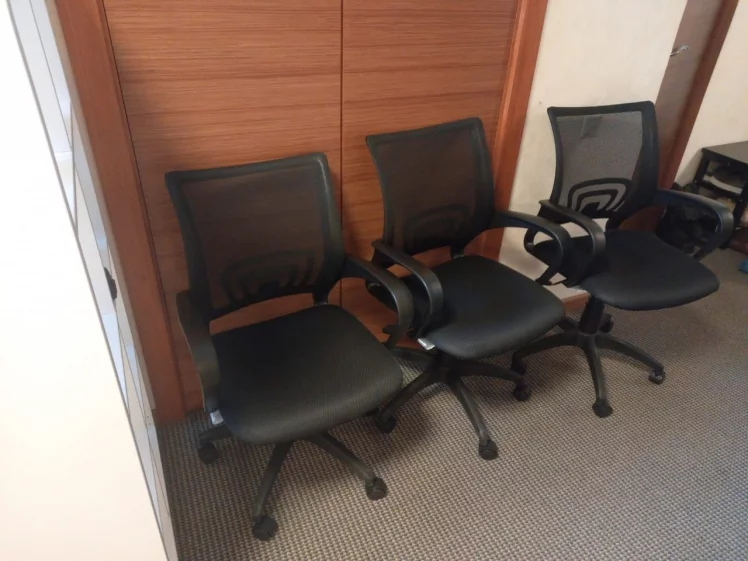 Кресло офисное Бюрократ CH-695N/BLACK_12