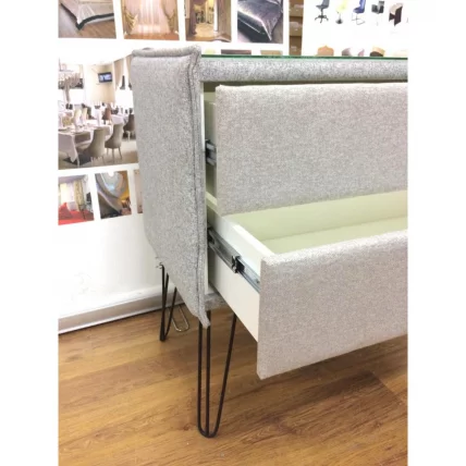 Комод Лейд в ткани Taft на опорах CHХ_2