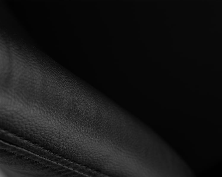 Офисное кресло для руководителей DOBRIN COLTON (черный)_6