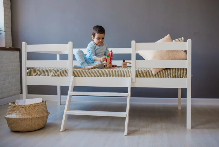 Кровать детская RooRoom VK-9 Белая_1