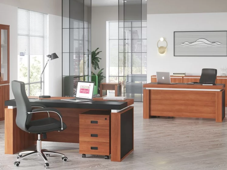 Кабинет руководителя Liverpool №3 Орех бренди_0