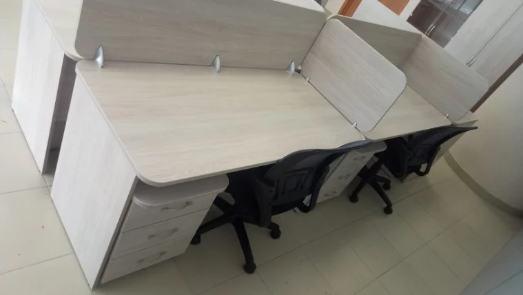 Стол прямой Glassy 1.10.14 Дуб сантана светлый_2